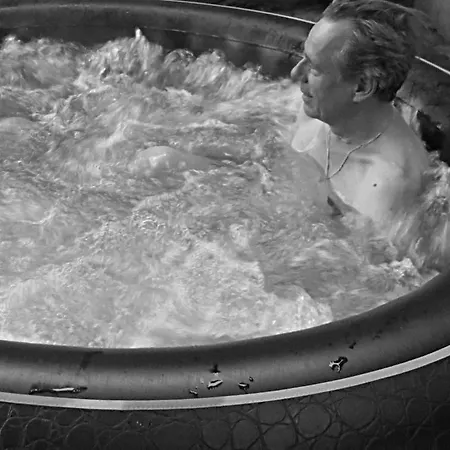 Massage Sauna Jakuzzi * Bischofsheim