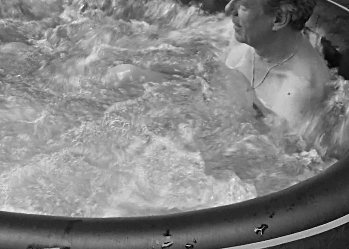 Massage Sauna Jakuzzi * Bischofsheim