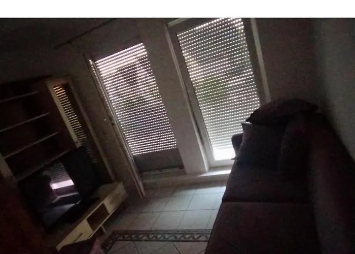 Massage Sauna Jakuzzi Проживание в семье Bischofsheim