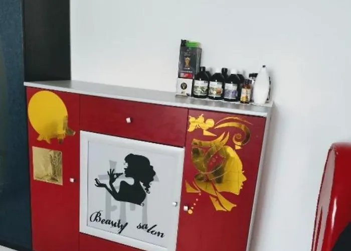 Massage Sauna Jakuzzi *