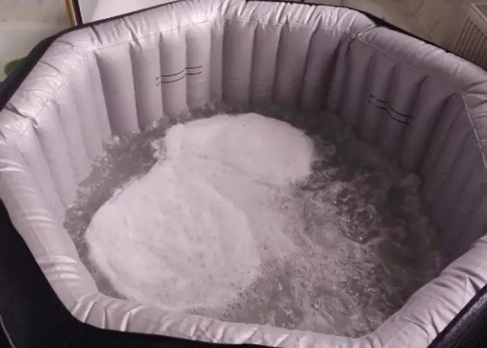 Massage Sauna Jakuzzi *